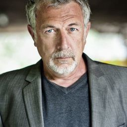 Michele Oliveri 飾演 Ciro (voice)