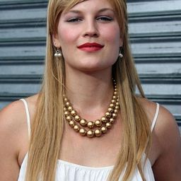 Julia Sandberg Hansson - 克魯採奏鳴曲演員 飾演Olga