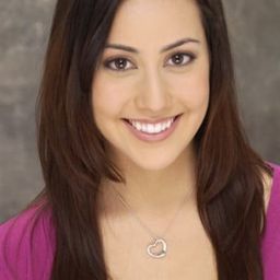 Sophie Payan 飾演 La juge