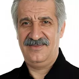 İskender Bağcılar 飾演 Kemalettin