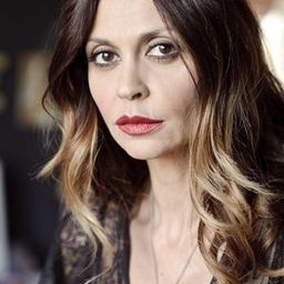 Elda Alvigini - 愛情手冊演員 飾演Rosanna