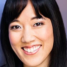 Yumi Ogawa 飾演 Rena