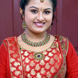 Souparnika Vijay 飾演 