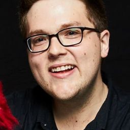 Ryan Dillon 飾演 Elmo (voice)