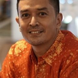 IB Made Oka Sugawa - Dimsum Martabak演員 飾演Bapak Mona