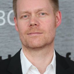 馬克斯李希特 飾演 Self