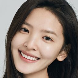 章若楠 飾演 Xu Rui