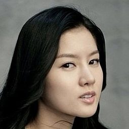 Ji Sung-won 飾演 Mae-hyang