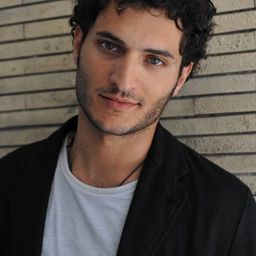 Alessandro Tersigni 飾演 Fabrizio