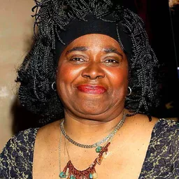 Carla Thomas 飾演 Self