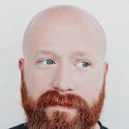 Josh Ethier 飾演 Self / Vance / Little Bigfoot
