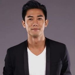 陳泂江 飾演 Rain