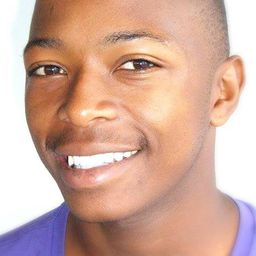 Kagiso Kuypers 飾演 Dia Vandy