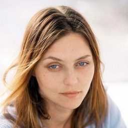 Yekaterina Golubeva - 房子編劇