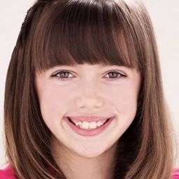 Holly Gorski 飾演 Marcie (voice)