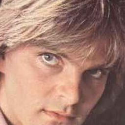 Neil Hansen - 在教皇眼中演員 飾演Sorelle Bandiera