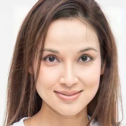 鄭雪兒 飾演 Yen