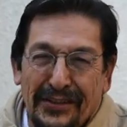 José Concepción Macías 飾演 Miguel Cruz