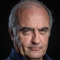 法蘭西斯克·奧雷拉 - 第二回合演員 飾演Mendiri