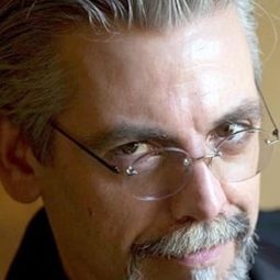 Alfonso Antoniozzi 飾演 Michonnet