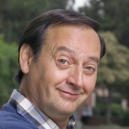 喬·弗萊厄蒂 飾演 