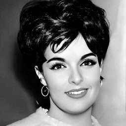 Alma Delia Fuentes - 被遺忘的人演員 飾演Meche