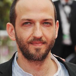 Michael Fuith 飾演 Michael