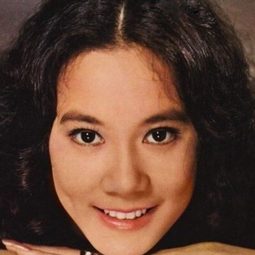 苗可秀 - 東風破演員 飾演Eva Yu