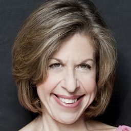 潔姬·霍夫曼 飾演 Patsy