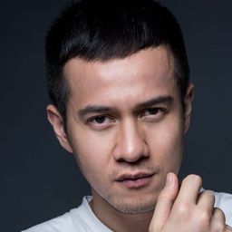 赫爾朱諾·阿里 飾演 Zafran