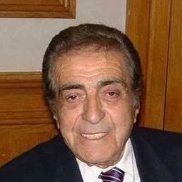 Paul Stassino 飾演 Danny Thorne