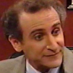 Barry Cutler 飾演 Purse Snatcher