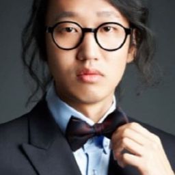 金京振 飾演 Advertiser