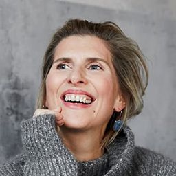 Paula Paul 飾演 Ann-Kathrin