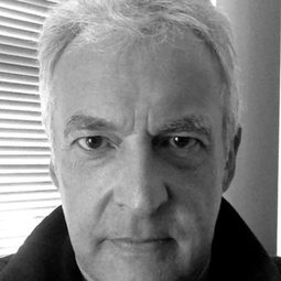 Dan Russell - 三傻鬧地球演員 飾演Additional Characters (voice)