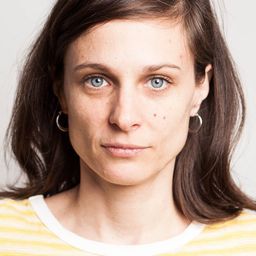 Romina Paula 飾演 Ex novia