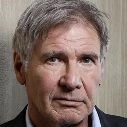 夏里遜福 飾演 Self