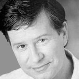 Fred McCarren - 推波助瀾演員 飾演Tom