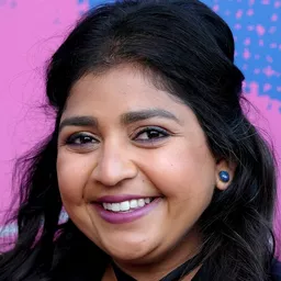 芙南·帕特爾 飾演 Priya