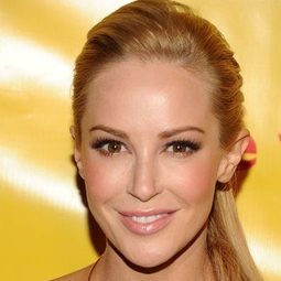 Louise Linton - 血肉森林：從頭開始演員 飾演Deputy Winston