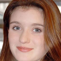 Harriet Owen 飾演 Jane / Young Wendy (Voice)
