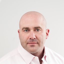 Justin Smith - 扭曲人編劇