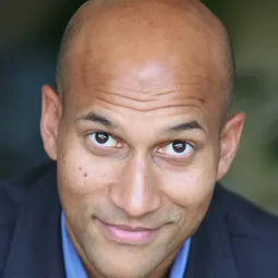 基根米高奇 飾演 Chief of Police