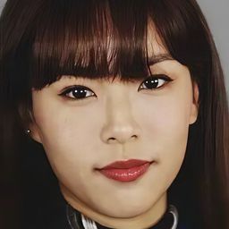 拉查妮布恩方維雷索逢 飾演 Lin