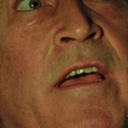 Billy Mitchell 飾演 Businessman