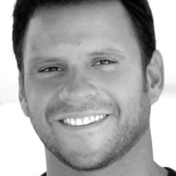 Trace Cheramie 飾演 George Washington Jr.