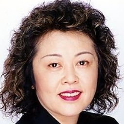 中谷ゆみ - 機動戰士高達 1：劇場版演員 飾演Hamon Crowley (voice)