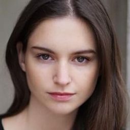 凡妮莎·格瑞斯 - 沙丘魔蟻演員 飾演Lisa