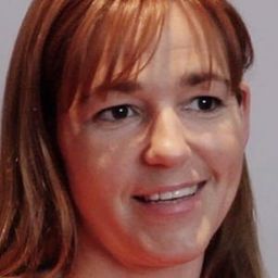 Núria Trifol 飾演 Ndengue la gorila (voice)