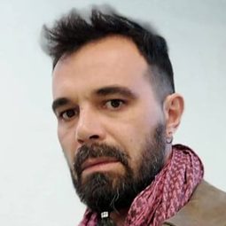 Rui M. Silva - 嘴對嘴演員 飾演Spark Member